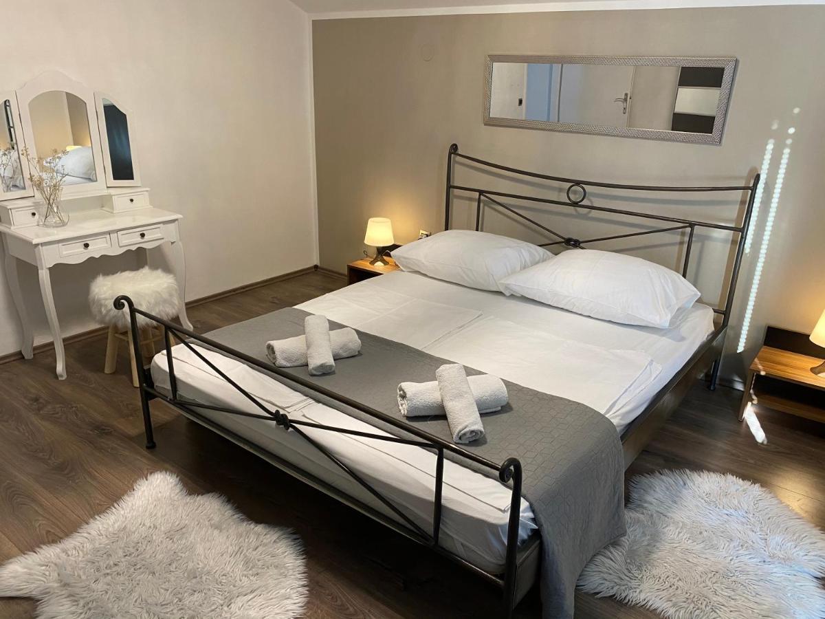 Apartman Bartol Betina  Exterior foto